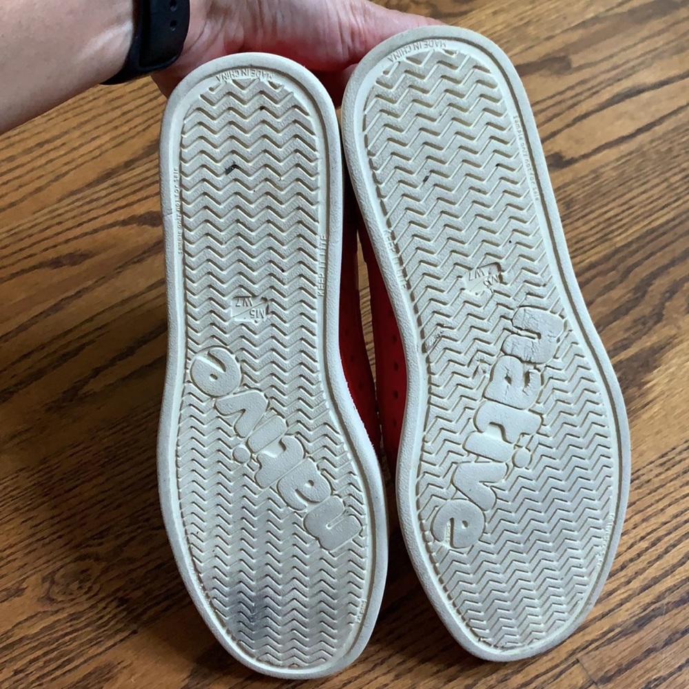 Red Native shoes - Picture 4 of 4